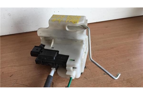 Recambio de cierre electromagnetico trasero derecho para hyundai i10 (2013 ) 1.0 basis [1,0 ltr. - 49 kw cat] referencia OEM IAM