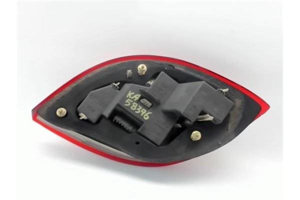 Recambio de piloto trasero izquierdo para ford ka (ccq) 1.3 i referencia OEM IAM 1120331  97KG13A603BH , FORD | 1105789 , FORD |