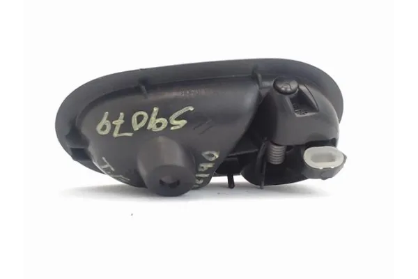 Recambio de manilla int. puerta trasero izquierda para dacia sandero i 1.2 16v referencia OEM IAM 826721919R  