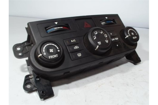 Recambio de mandos climatizador para kia carnival 2.9 crdi vgt ex ii referencia OEM IAM 972504D  