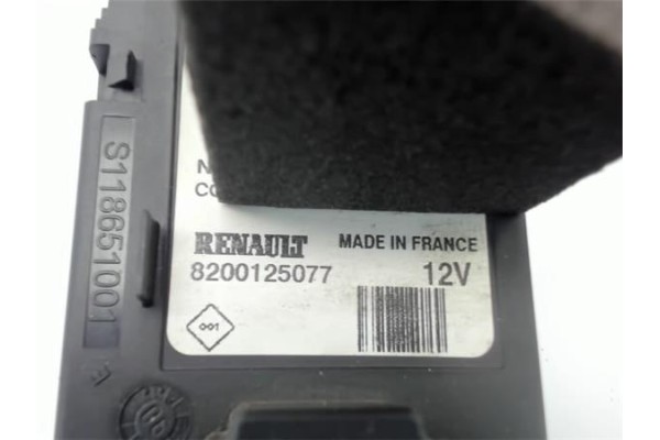 Recambio de llave para renault megane ii (bm0/1_, cm0/1_) 1.5 dci referencia OEM IAM 8200125077  