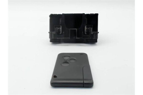 Recambio de llave para renault megane ii (bm0/1_, cm0/1_) 1.5 dci referencia OEM IAM 8200125077  