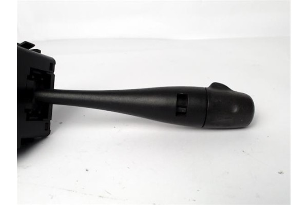 Recambio de mando intermitencia para nissan vanette cargo (hc23) 2.3 d referencia OEM IAM 36750B2  