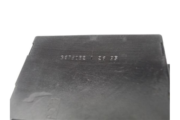 Recambio de mando intermitencia para nissan vanette cargo (hc23) 2.3 d referencia OEM IAM 36750B2  