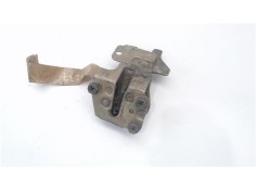 Recambio de cierre electromagnetico trasero izquierdo para nissan serena (c23m) 2.3 d referencia OEM IAM 825030C 825030C000 