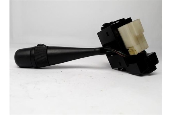 Recambio de mando limpiaparabrisas para nissan vanette cargo (hc23) 2.3 d referencia OEM IAM 255405F600  