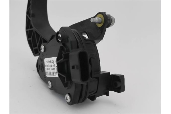 Recambio de pedal acelerador para renault clio v 1.0 business referencia OEM IAM 180108467R 6PV012902 