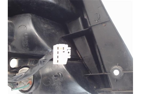 Recambio de piloto trasero derecho para kia rio (bc) referencia OEM IAM OK34A51140  