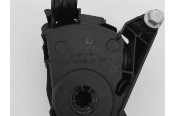 Recambio de pedal acelerador para renault clio v 1.0 business referencia OEM IAM 180108467R 6PV012902 