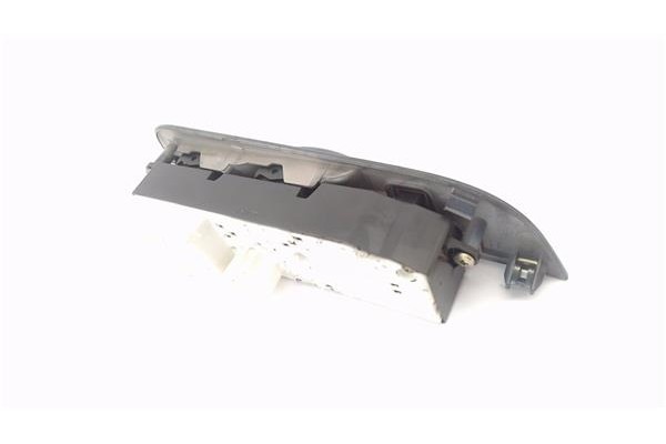 Recambio de mando elevalunas delantero izquierdo para toyota corolla (e11) 1.6 (ae111_) referencia OEM IAM 8482012340  