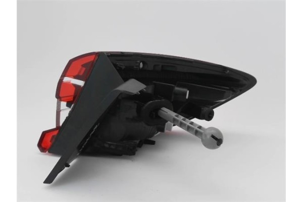 Recambio de piloto trasero izquierdo para renault clio v 1.0 business referencia OEM IAM 265551035R 17833F 