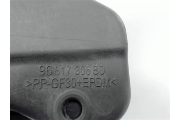 Recambio de tapa exterior combustible para peugeot 207 1.6 hdi referencia OEM IAM 9681730680  