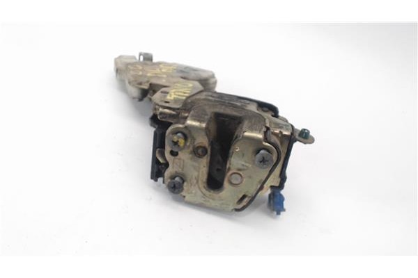 Recambio de cierre electromagnetico delantero derecho para nissan almera tino (v10m) 2.2 di referencia OEM IAM 80502BM660 80502B