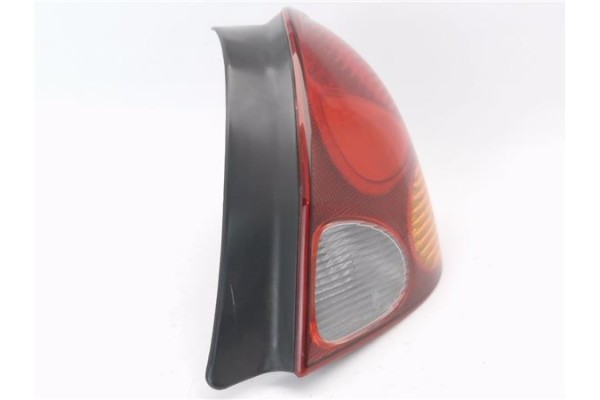 Recambio de piloto trasero derecho para toyota corolla (e11) 1.6 (ae111_) referencia OEM IAM 815501E070  
