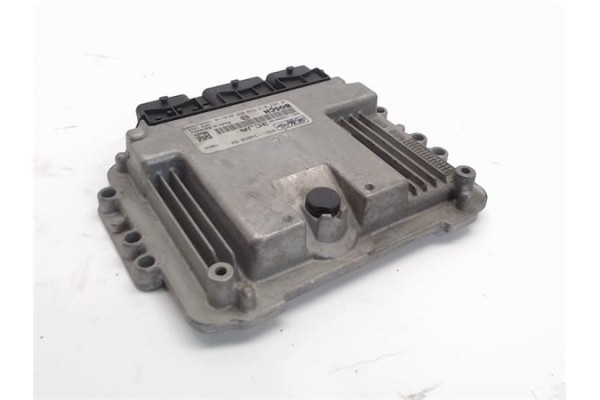Recambio de centralita para mazda 3 berlina (bk) referencia OEM IAM 0281012530  