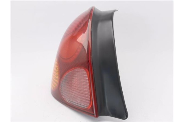 Recambio de piloto trasero izquierdo para toyota corolla (e11) 1.6 (ae111_) referencia OEM IAM E139162  