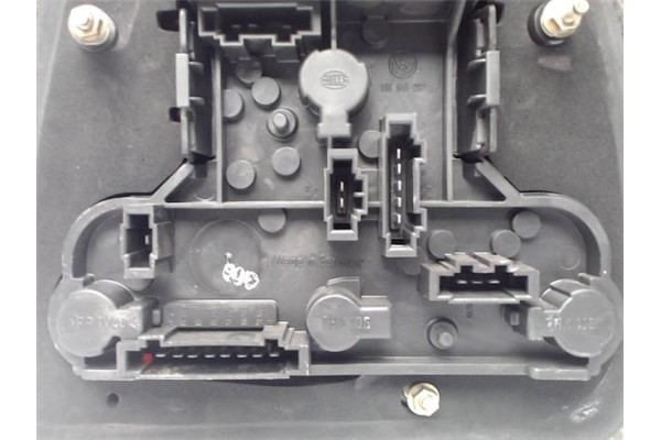 Recambio de piloto trasero izquierdo para volkswagen golf iii (1h1) 2.0 referencia OEM IAM 1H6945111B  1E0945095 , AUDI