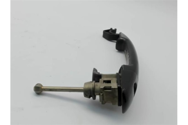 Recambio de maneta exterior delantero izquierda para peugeot 207 1.6 hdi referencia OEM IAM 59395J01  