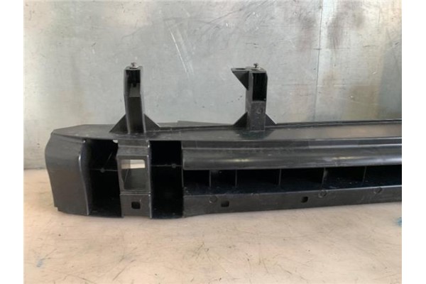 Recambio de refuerzo paragolpes trasero para renault clio v 1.0 business referencia OEM IAM 756108804R  