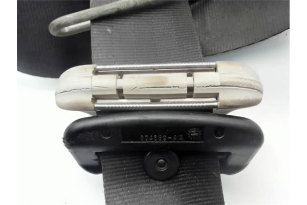 Recambio de cinturon seguridad delantero izquierdo para peugeot 207 1.6 hdi referencia OEM IAM 6190191  