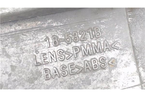 Recambio de intermitente delantero dcho para volvo s40 berlina 2.0 referencia OEM IAM 30854654  