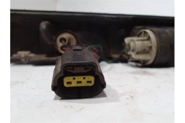 Recambio de intermitente delantero izquierdo para mazda 323 berlina (bg) 1.9 gle referencia OEM IAM 2106311  