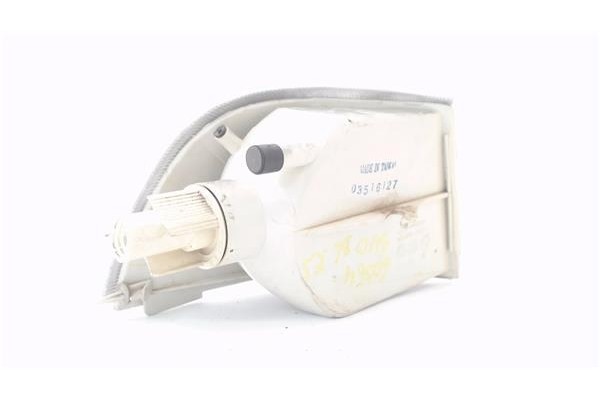 Recambio de intermitente delantero izquierdo para volvo s40 berlina 2.0 referencia OEM IAM 30854653  