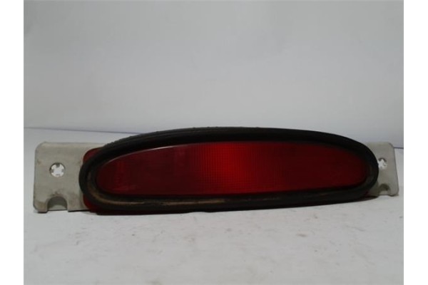 Recambio de luz central de freno para kia shuma 1.8 gs berlina portón referencia OEM IAM OK2B151580  