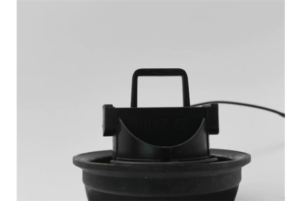 Recambio de tapon combustible para renault clio v 1.0 business referencia OEM IAM 7700812369K 7700431898 