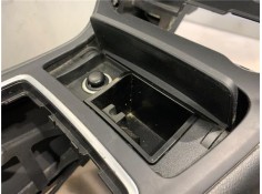Recambio de embellecedor consola central para mercedes-benz clase b (bm 246) 1.8 b 200 cdi (246.201) referencia OEM IAM A2466803