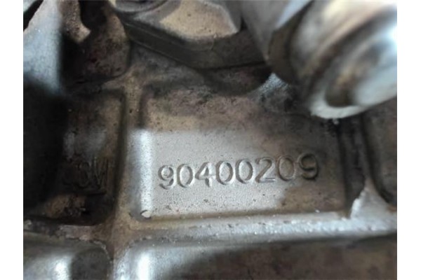 Recambio de caja cambios manual para opel corsa b 1.7 viva referencia OEM IAM A330317W335 90400209 