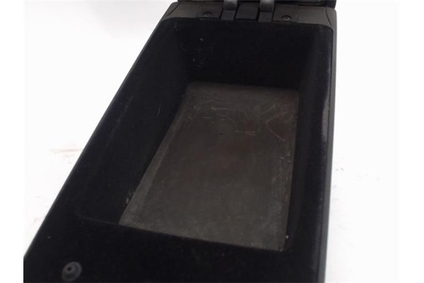 Recambio de portaobjetos reposabrazos para fiat stilo (192) multi wagon referencia OEM IAM   
