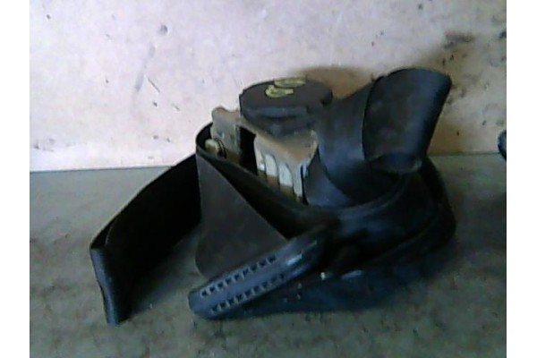 Recambio de juego cinturones delantero para citroen saxo 1.5 d referencia OEM IAM 8973Y 8973Y1 
