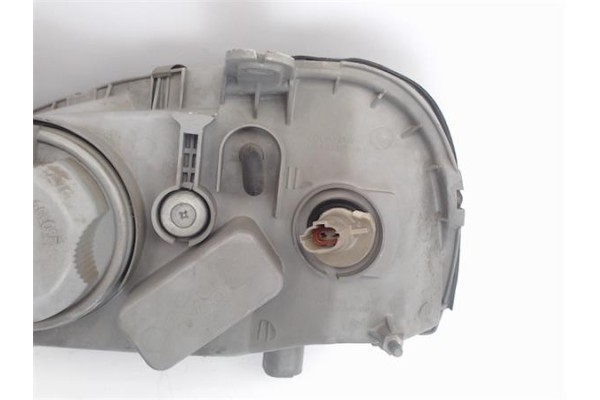 Recambio de faro delantero dcho para daewoo tacuma referencia OEM IAM 96260520 0301001116 