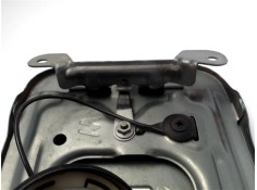 Recambio de tapa exterior combustible para subaru legacy iii ranchera familiar (be, bh) 2.5 referencia OEM IAM 57601AE010  