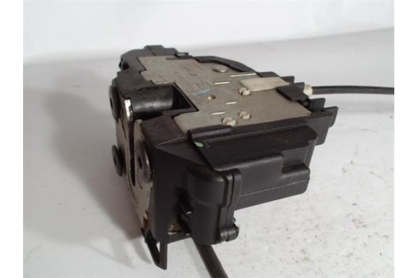 Recambio de cierre electromagnetico delantero derecho para renault modus i 1.5 dci (fp0d, jp0d) referencia OEM IAM 200219247  