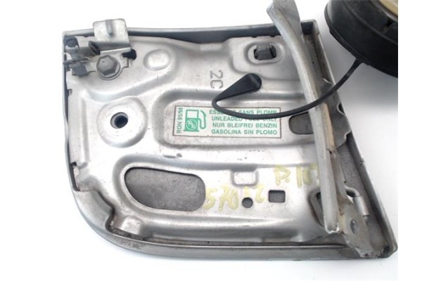 Recambio de tapa exterior combustible para peugeot 107 1.0 básico referencia OEM IAM 1517C9  
