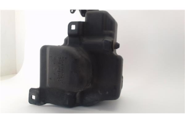 Recambio de deposito limpiaparabrisas para mercedes-benz clase b (bm 246) 1.8 b 200 cdi (246.201) referencia OEM IAM A2468690120