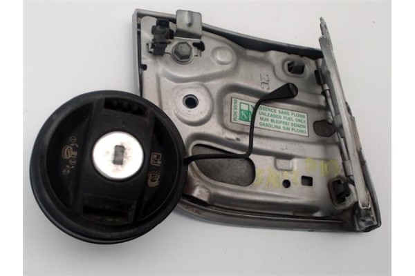 Recambio de tapa exterior combustible para peugeot 107 1.0 básico referencia OEM IAM 1517C9  