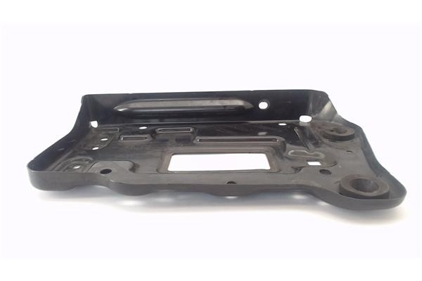 Recambio de soporte bateria para mercedes-benz clase b (bm 246) 1.8 b 200 cdi (246.201) referencia OEM IAM A2466200018  