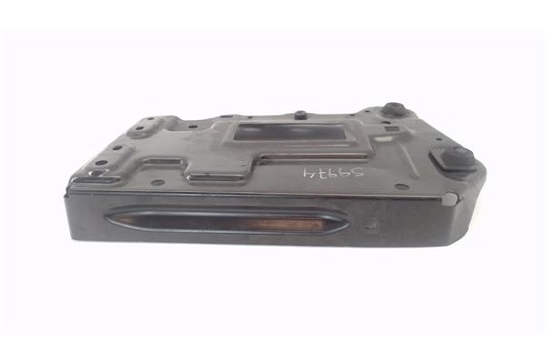 Recambio de soporte bateria para mercedes-benz clase b (bm 246) 1.8 b 200 cdi (246.201) referencia OEM IAM A2466200018  