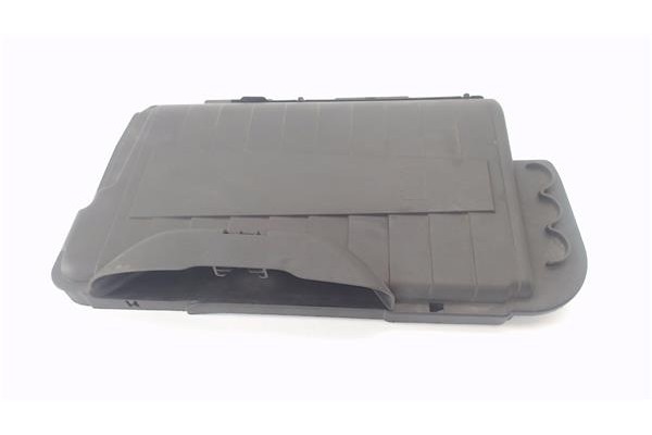 Recambio de tapa bateria para mercedes-benz clase b (bm 246) 1.8 b 200 cdi (246.201) referencia OEM IAM A2465410005  