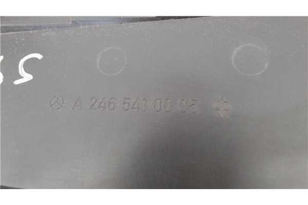 Recambio de tapa bateria para mercedes-benz clase b (bm 246) 1.8 b 200 cdi (246.201) referencia OEM IAM A2465410005  
