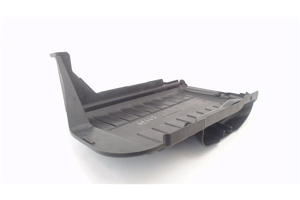 Recambio de tapa bateria para mercedes-benz clase b (bm 246) 1.8 b 200 cdi (246.201) referencia OEM IAM A2465410005  