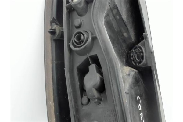 Recambio de piloto trasero derecho para opel corsa c referencia OEM IAM 24457236 89307501 