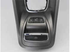 Recambio de consola para citroen c5 berlina 2.0 audace referencia OEM IAM 81230142 7589ZF 