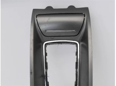Recambio de consola para citroen c5 berlina 2.0 audace referencia OEM IAM 81230142 7589ZF 