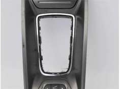 Recambio de consola para citroen c5 berlina 2.0 audace referencia OEM IAM 81230142 7589ZF 