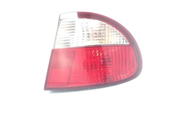 Recambio de piloto trasero derecho para daewoo lanos 1.4 se plus referencia OEM IAM 9F14C  