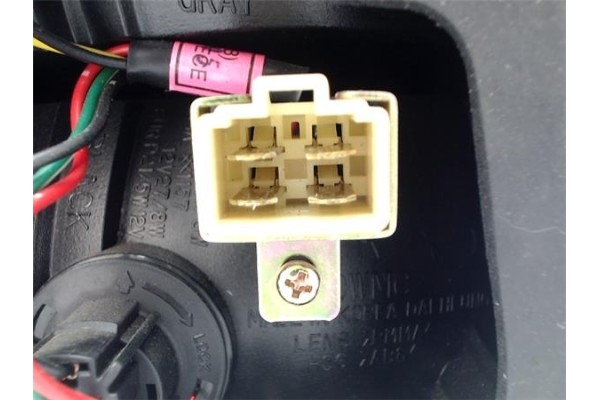 Recambio de piloto trasero derecho para daewoo lanos 1.4 se plus referencia OEM IAM 9F14C  
